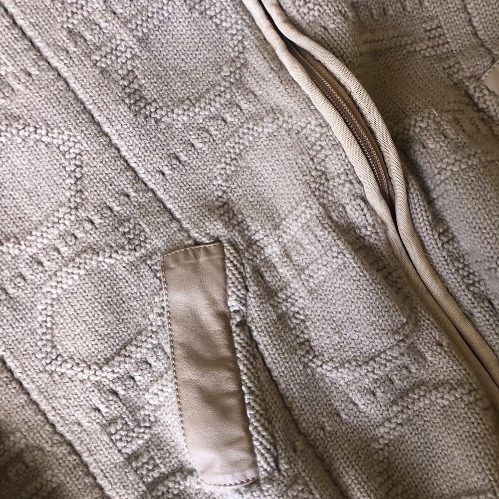 Salvatore Ferragamo 100% wool & real leather cape
